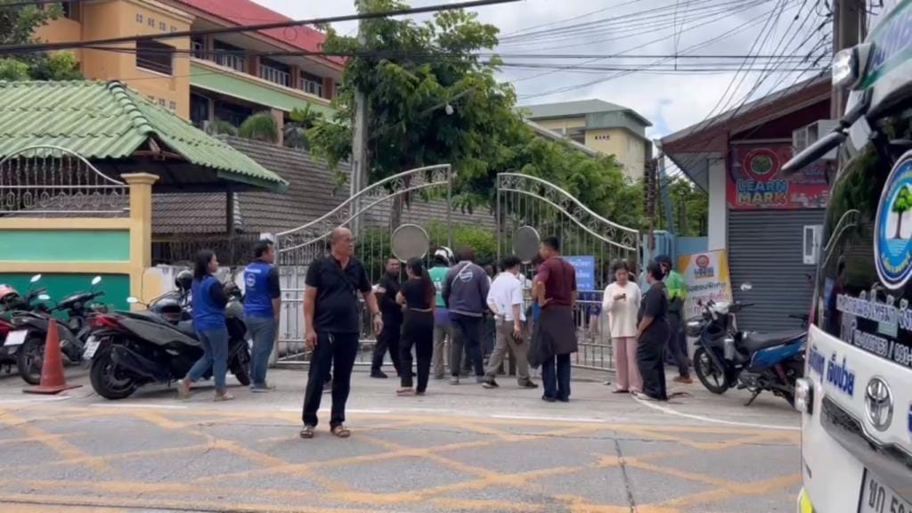 Tragic! Relatives of slain teacher weep, Grade 11 student opens up about moments fleeing for their life. Nonthaburi school shooting gunman dies 
