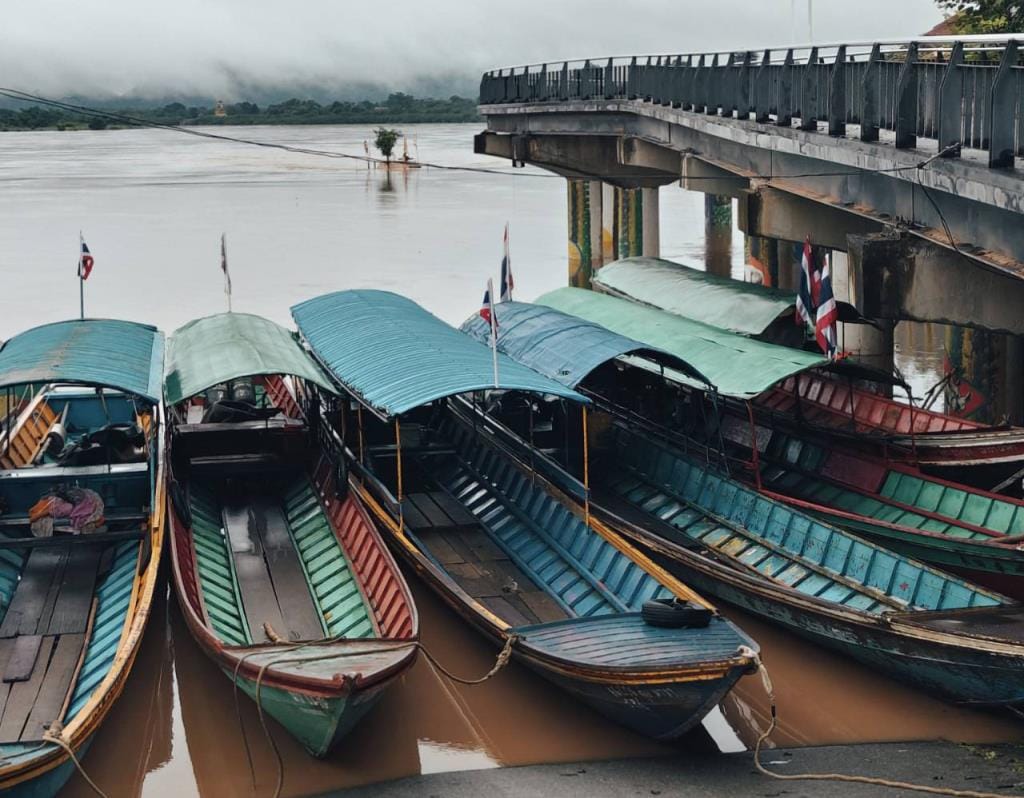 Mekong River Rising Along Entire Golden Triangle Basin! Water Surpasses Surveillance Level from Chiang Saen to Wiang Kaen — "Pha Than Shrine" Already Moved Ashore