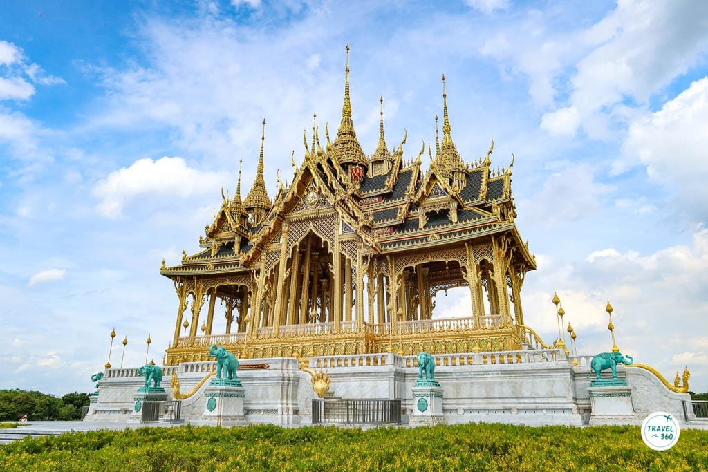A Masterpiece of Thai Art — "Ruean Yot Borom Mangkhalanusornee" at the Silp Phaendin Museum, Free Admission All of August
