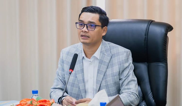 Cambodia blames Thailand's border closure for three more factory shutdowns, affecting 4,000 workers