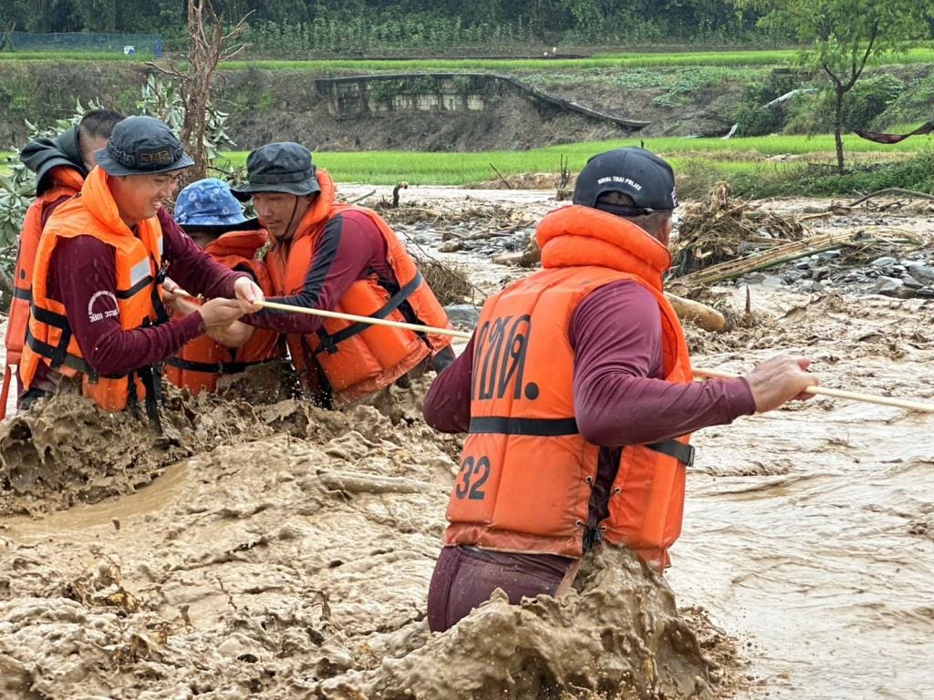 Death toll from flooding in Pua and Tha Wang Pha rises to 2; over 8,000 households and 16,000 people affected