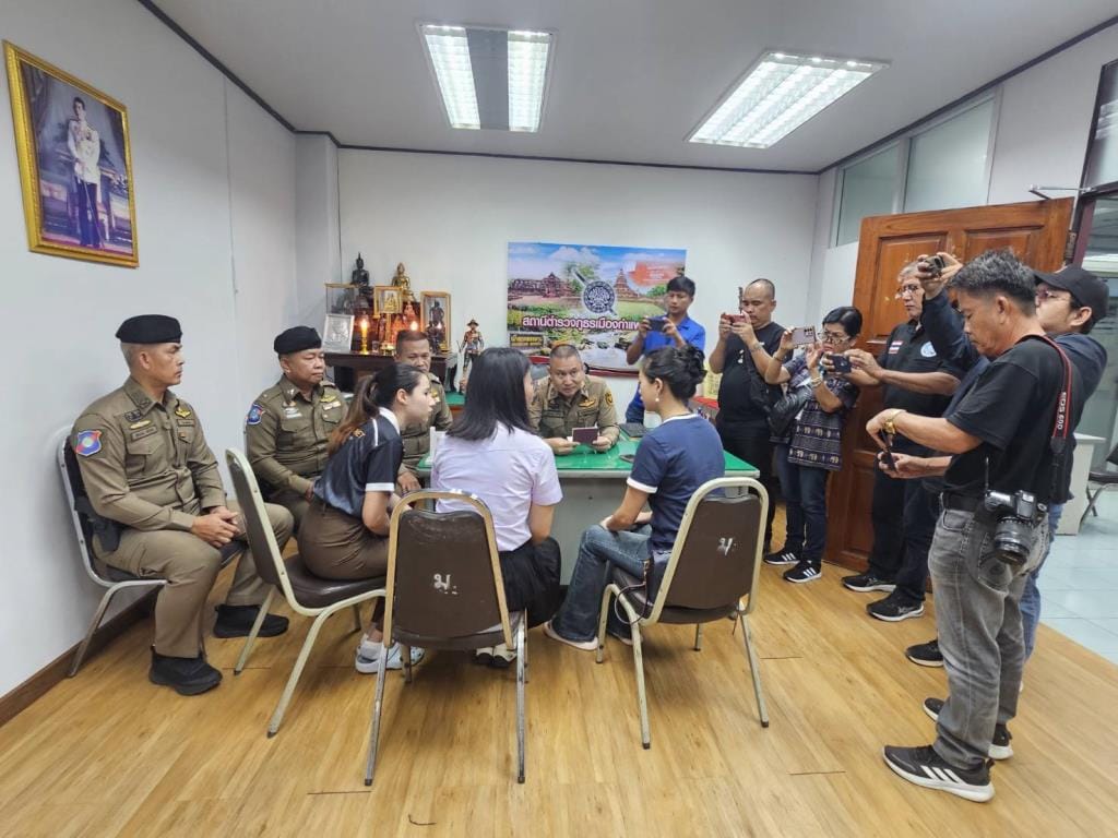 Revealed — Chinese deceiving Chinese! Lured to stop over in Thailand first, Chinese woman abducted in the middle of Bangkok, forced into a car with her hands bound, headed for Mae Sot border