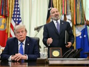 Before Xi Jinping's Visit to the US, America and China Trade Fierce Countermeasures — Trump's Latest Move: 15% Tariff on Polysilicon Imports