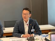 "Weerayut" slams "Anutin's government" for steering the economy in the wrong direction, with no stimulus tools beyond "Thai Helps Thai Plus," hanging the country's future on data centres