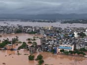 China in crisis! Hit by "3 storms" making landfall simultaneously, Level 4 emergency declared