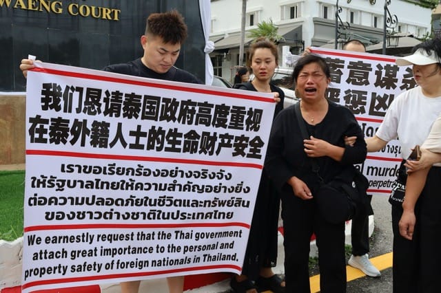 Chinese father flies urgently to Pattaya to demand justice for 20-year-old son stabbed to death, calls for investigation of woman found in room