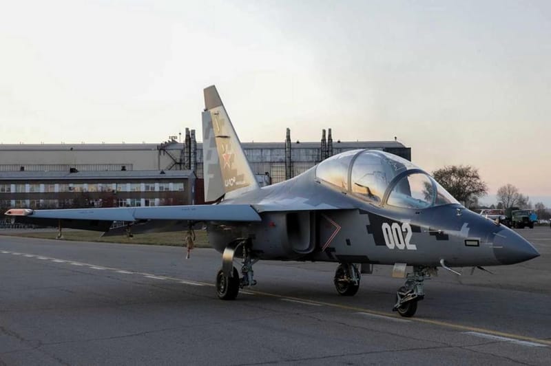 Vietnam Becomes the "First Customer" to Purchase Russia's New Yak-130M Light Fighter Jet