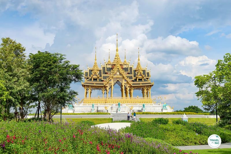 A Masterpiece of Thai Art — "Ruean Yot Borom Mangkhalanusornee" at the Silp Phaendin Museum, Free Admission All of August