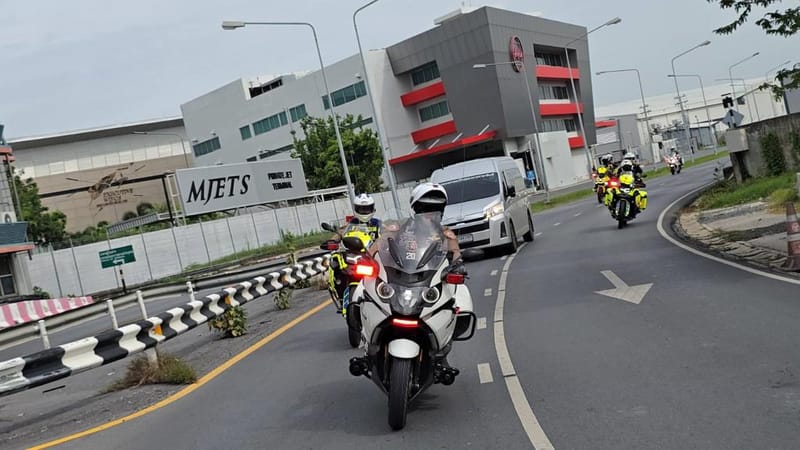 14 Minutes of Hope! Traffic Police Clear the Way, Transporting the 186th Heart from Don Mueang Airport to Ramathibodi Hospital Just in Time