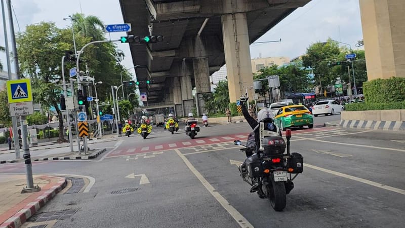 14 Minutes of Hope! Traffic Police Clear the Way, Transporting the 186th Heart from Don Mueang Airport to Ramathibodi Hospital Just in Time