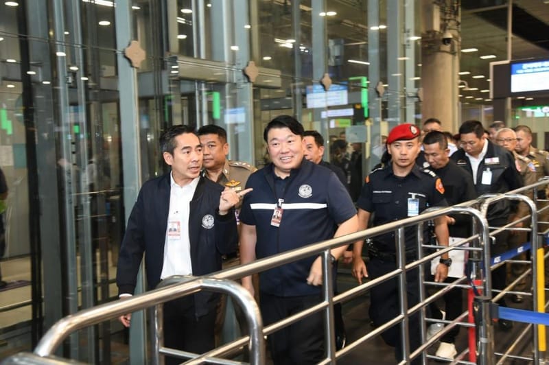 Transport Ministry set to negotiate with Finance Ministry on reopening arrival duty-free shops after cancellation failed to boost domestic spending
