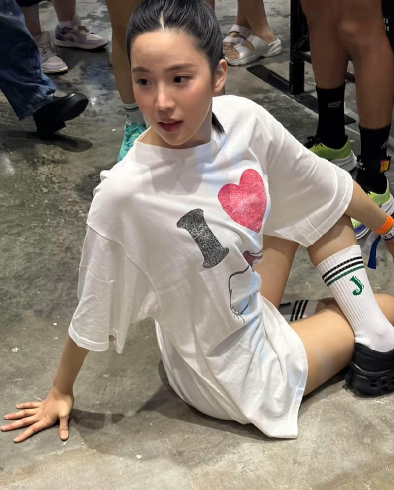 "Janis" shares a cautionary tale from competing in HYROX for content — paying for it with a wrecked body, enduring physical therapy so painful it felt like her mind snapped and her body was about to shatter