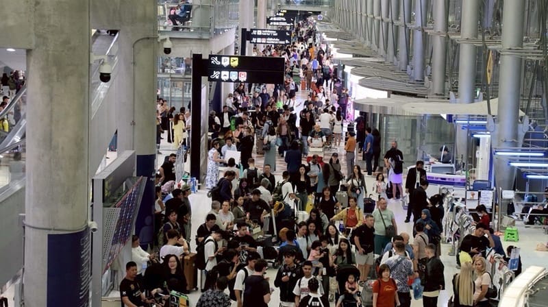 "Supajee" tackles Suvarnabhumi bottleneck by adding Auto Gates — points to immigration officers as the real constraint, raising the question: is this a root-cause fix or merely treating the symptoms?