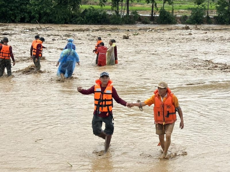 Death toll from flooding in Pua and Tha Wang Pha rises to 2; over 8,000 households and 16,000 people affected