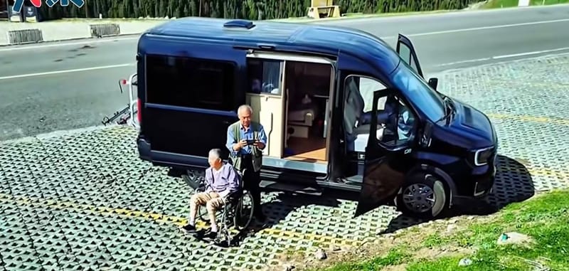 No lying in a hospital bed waiting to die! 69-year-old Chinese man drives paralysed wife on a trip across the country to keep his promise