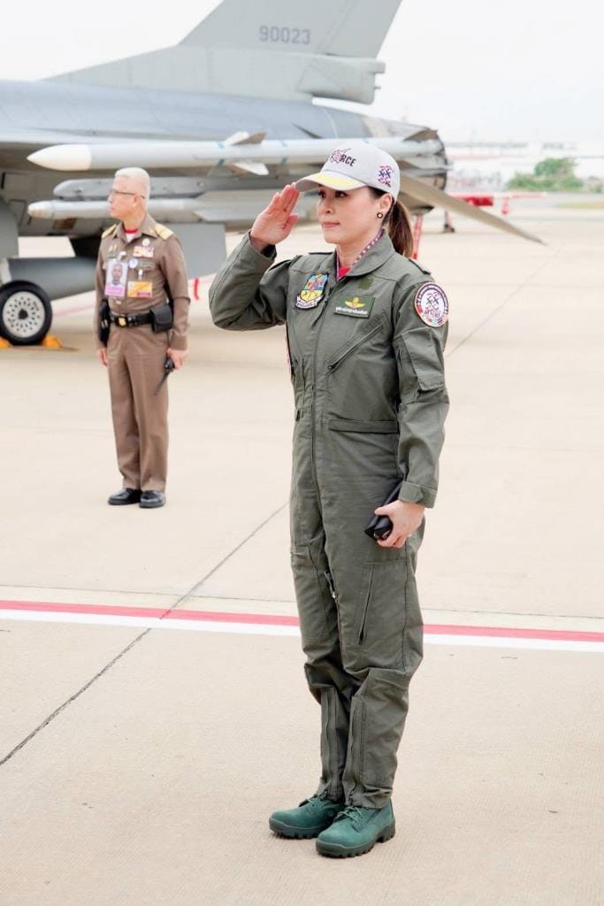 History Made! The World's First "Queen Pilot" Flies a Fighter Jet