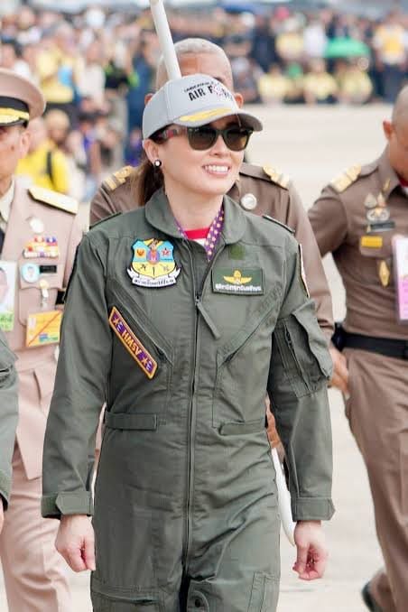 History Made! The World's First "Queen Pilot" Flies a Fighter Jet