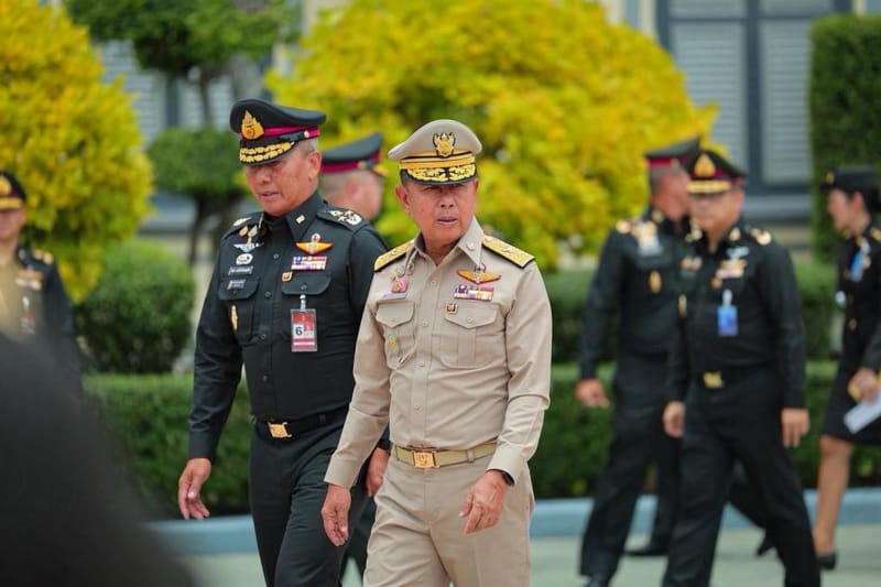 Anutin government goes hands-off, tosses security centralization to the military to extinguish the southern fire!?