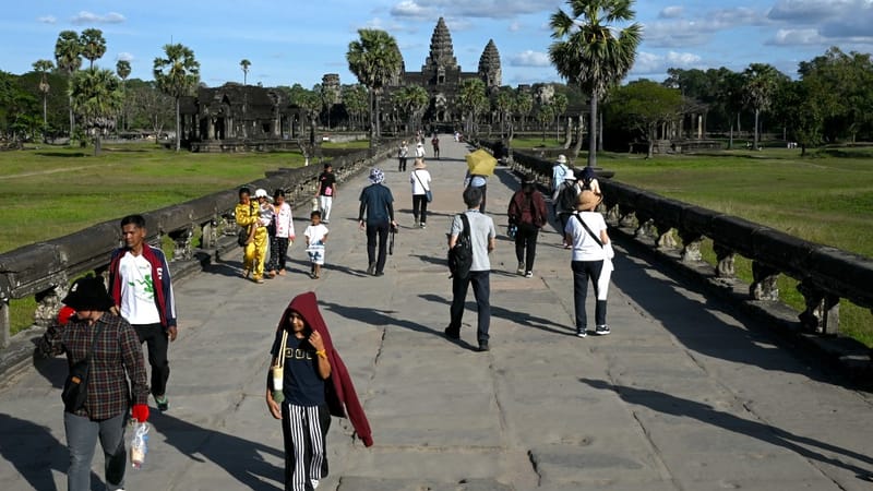 Cambodia mulls extending free visa for Chinese tourists to year-end, eyes more target countries to boost numbers