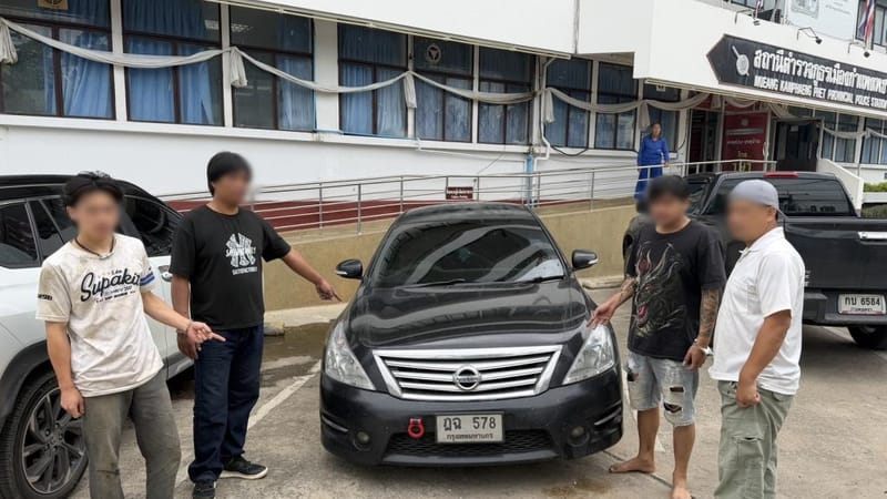 (Clip) Moment revealed when gang abducted Chinese woman in the heart of Bangkok, set to hand her over at Mae Sot border — ran checkpoint, dragged victim from car and dumped her, before Kamphaeng Phet police gave chase and arrested entire gang