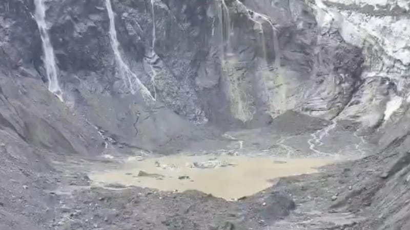 Drones surveying Tibet discover new "barrier lake"